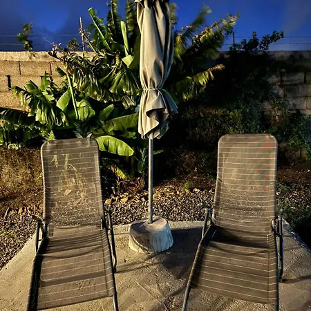 Vakantiehuis Peaceful Getaway With Pool & Bbq Area *