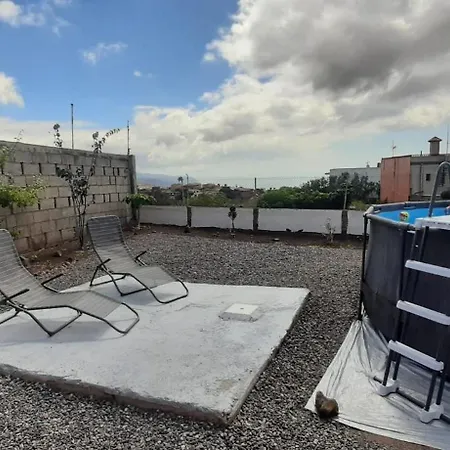 Vakantiehuis Peaceful Getaway With Pool & Bbq Area La Esperanza (Tenerife)