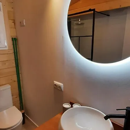 Peaceful Getaway With Pool & Bbq Area Casa vacanze